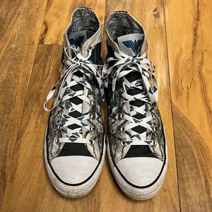 Wonder Woman Converse All Stars!